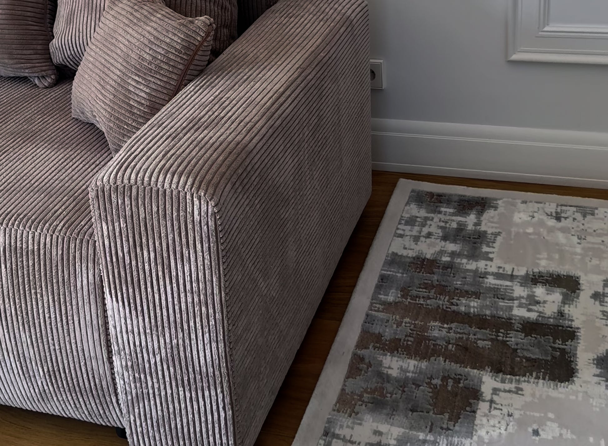 Kampas “Plush” Pilkas